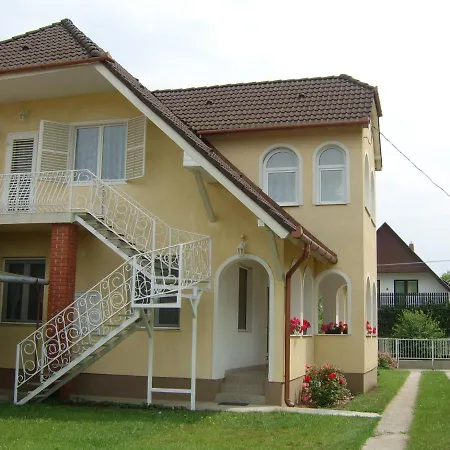 Susanne Apartment
